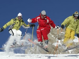  Ski outing with a mono